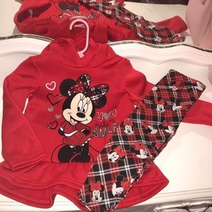 Disney’s Minnie Mouse sweatshirt set